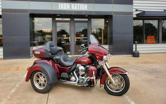 2016 Harley-Davidson® FLHTCUTG - Tri Glide® Ultra