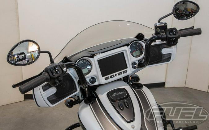 2024 Indian Chieftain Dark Horse W/Powerband Audio Pkg Ghost