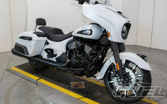 2024 Indian Chieftain Dark Horse W/Powerband Audio Pkg Ghost