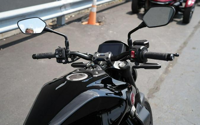 2023 Honda CB1000R Black Edition