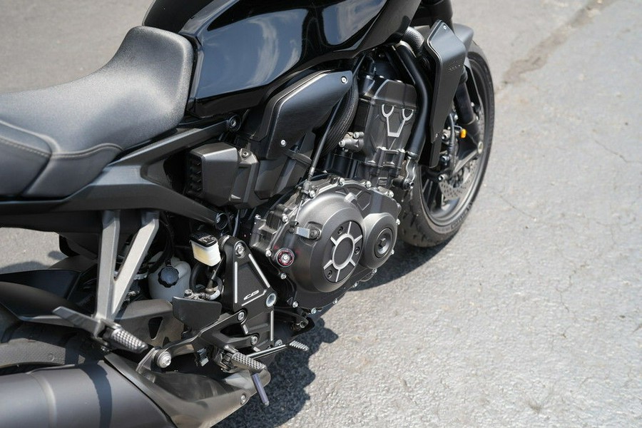 2023 Honda CB1000R Black Edition