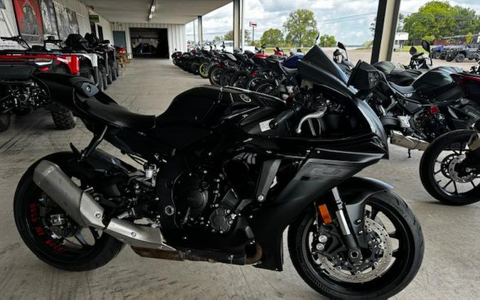 2020 Yamaha YZF-R1