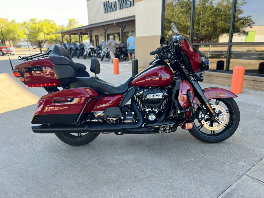 2021 Harley-Davidson® Ultra Limited Billiard Red/Vivid Black — Black Finish