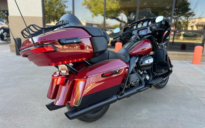 2021 Harley-Davidson® Ultra Limited Billiard Red/Vivid Black — Black Finish