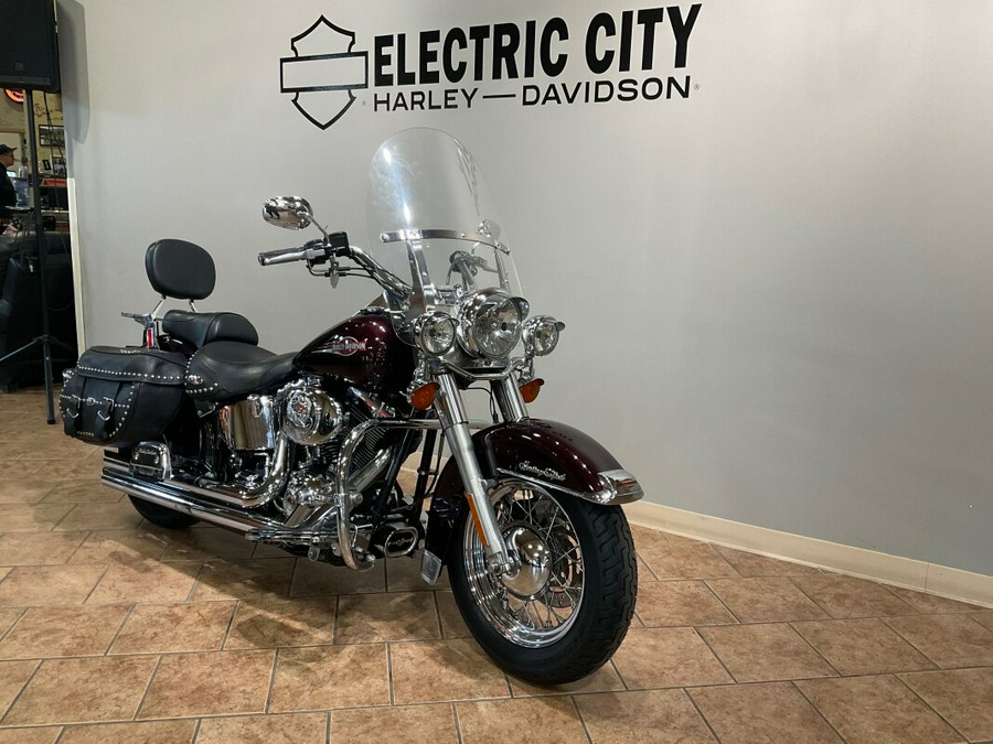 2005 Harley-Davidson®FLSTCI Heritage Softail® Classic Black Cherry