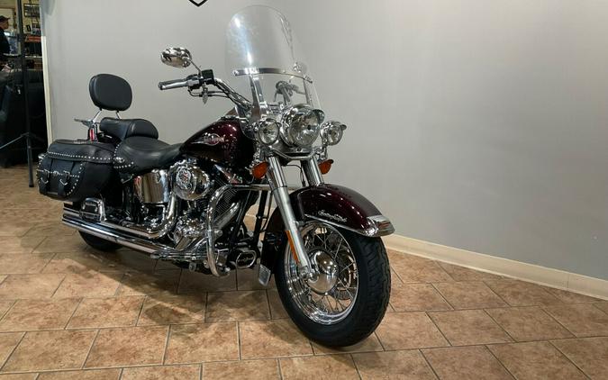 2005 Harley-Davidson®FLSTCI Heritage Softail® Classic Black Cherry