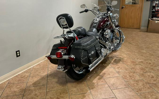 2005 Harley-Davidson®FLSTCI Heritage Softail® Classic Black Cherry