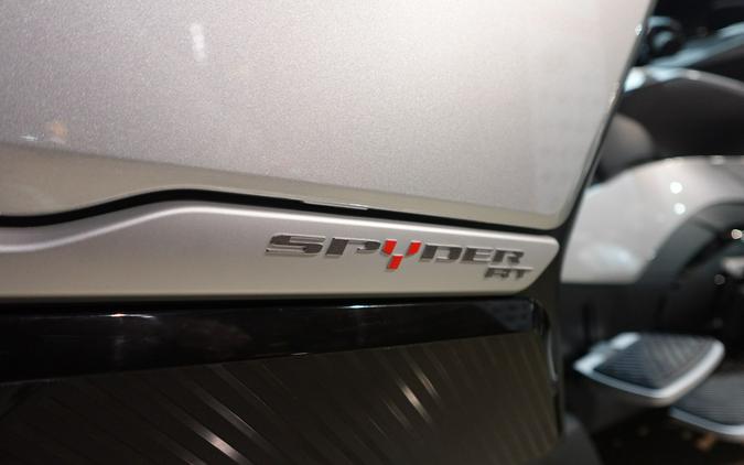2025 Can-Am Spyder RT Limited