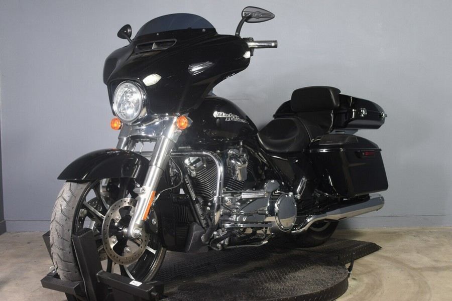 2017 Harley-Davidson Street Glide