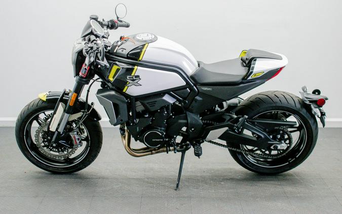 2023 CFMOTO 700CL-X