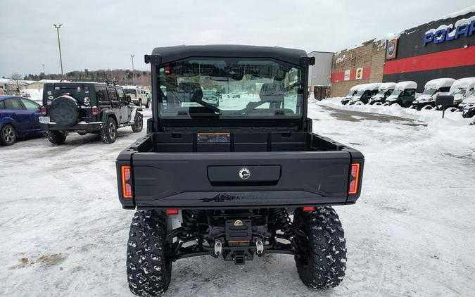 2026 Can-Am® Defender XT CAB HD11 With 10.25 in.display