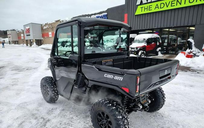 2026 Can-Am® Defender XT CAB HD11 With 10.25 in.display
