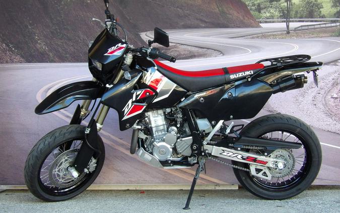 2022 Suzuki DR-Z400SM