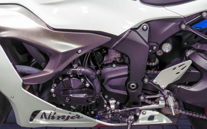 2025 Kawasaki Ninja ZX-6R ABS ABS KRT Edition