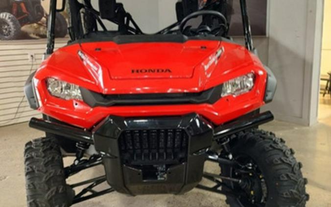 2023 Honda Pioneer 1000-6 Deluxe Crew