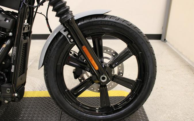 2024 FXBBS Street Bob® 114 Billiard Gray