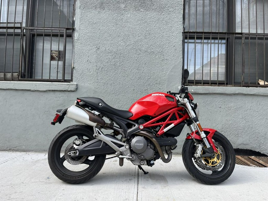 2014 Ducati Monster 696