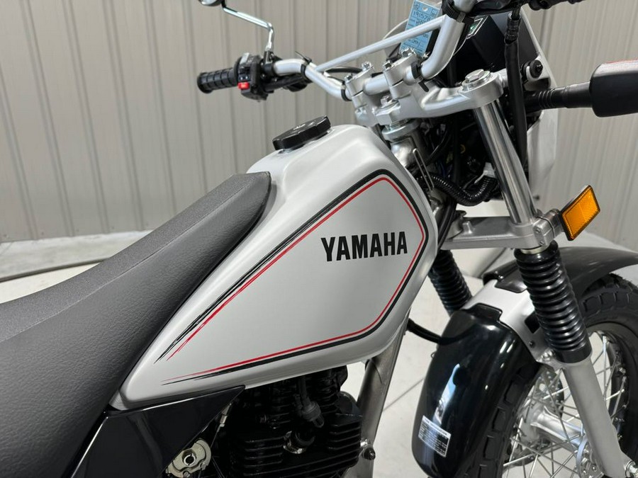 2025 Yamaha TW200