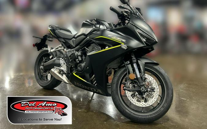 2026 Honda CBR650R E-CLUTCH