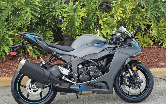 2025 Kawasaki Ninja ZX-6R ABS