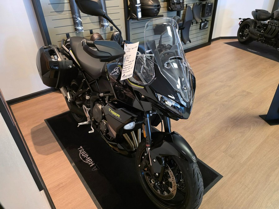 2025 Triumph Tiger Sport 800