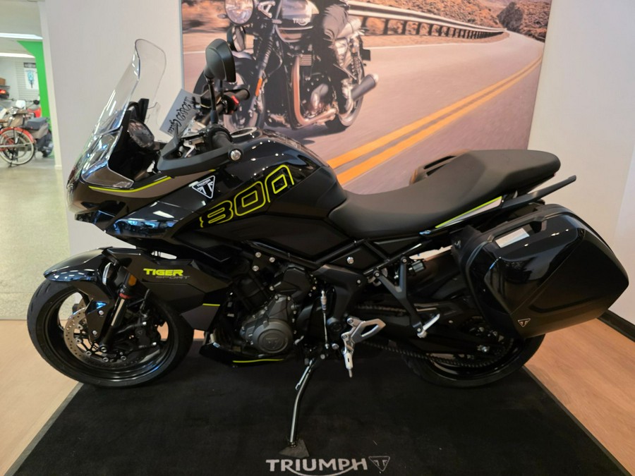 2025 Triumph Tiger Sport 800