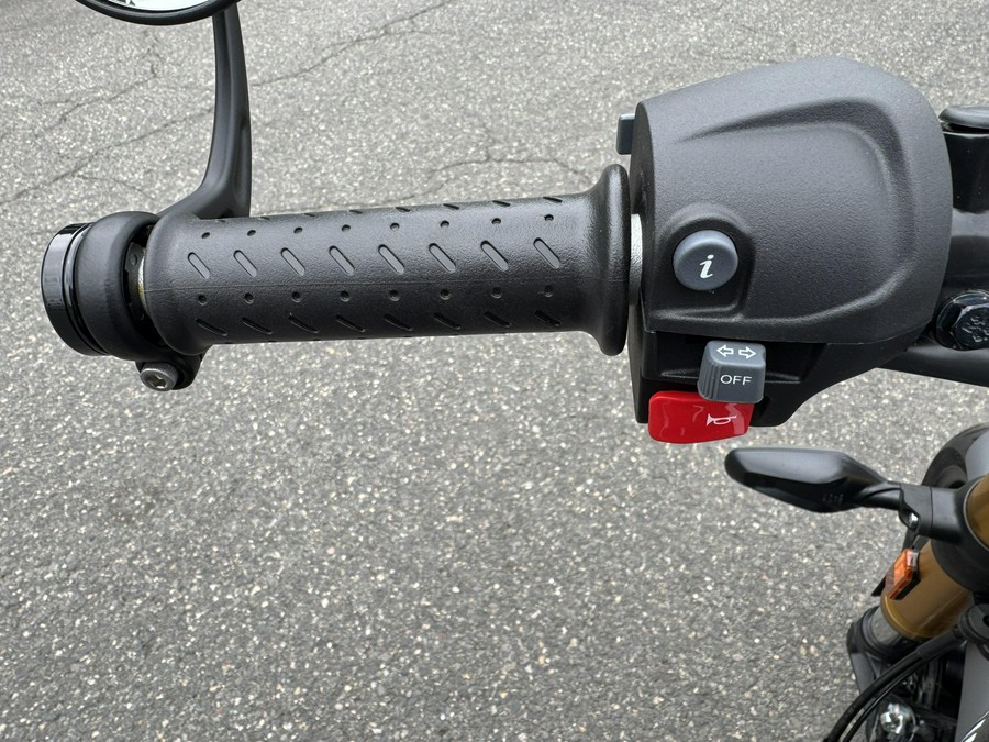 2025 Triumph SPEED 400 - PHANTOM BLACK - STORM GREY