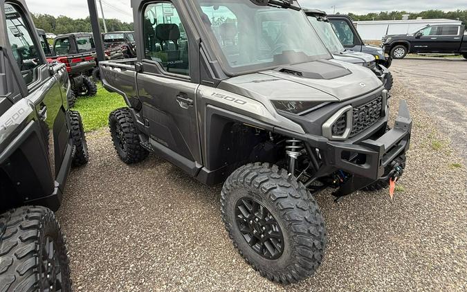2025 Polaris RANGER XD 1500 NORTHSTAR EDITION ULTIMATE - Ghost White Metallic w/ Smoke