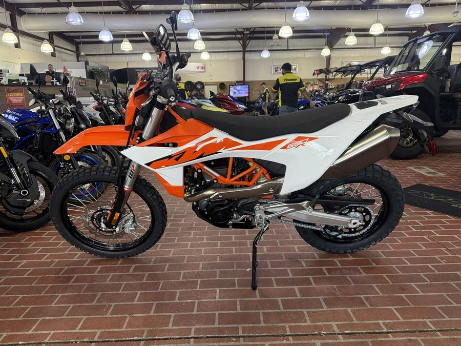 2026 KTM 690 Enduro R