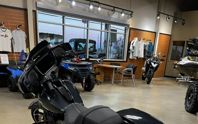 2025 Harley-Davidson Street Glide® Base