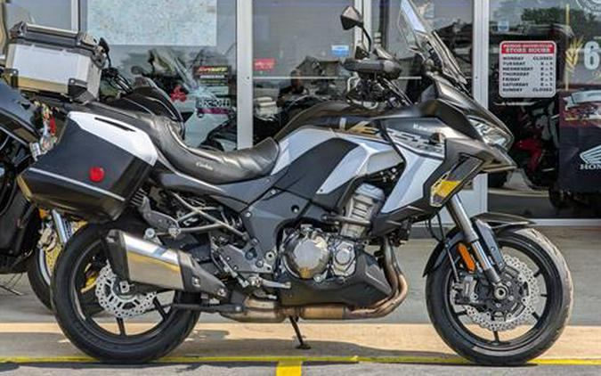 2019 Kawasaki Versys 1000 SE LT+