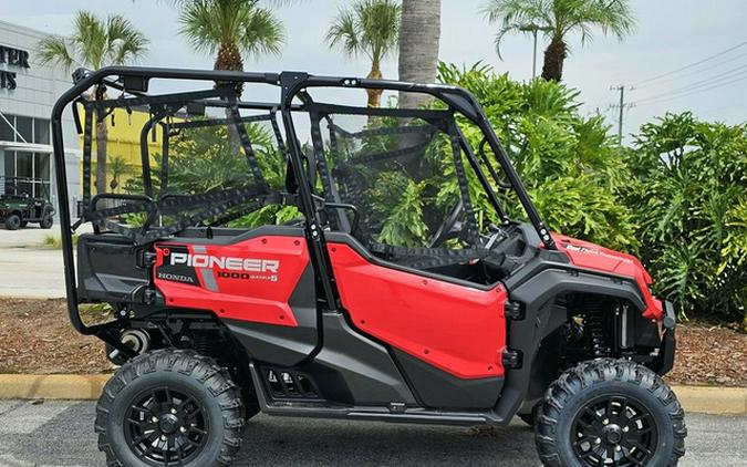 2024 Honda Pioneer 1000-5 Deluxe