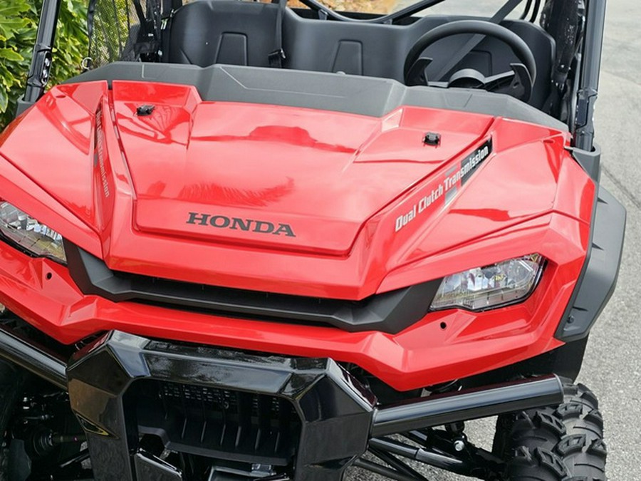 2024 Honda Pioneer 1000-5 Deluxe