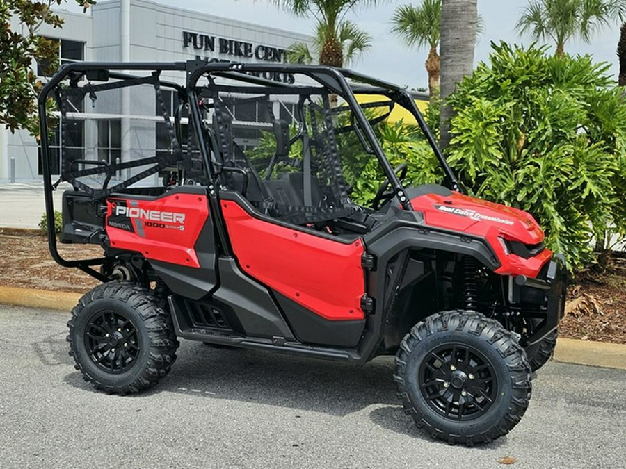 2024 Honda Pioneer 1000-5 Deluxe