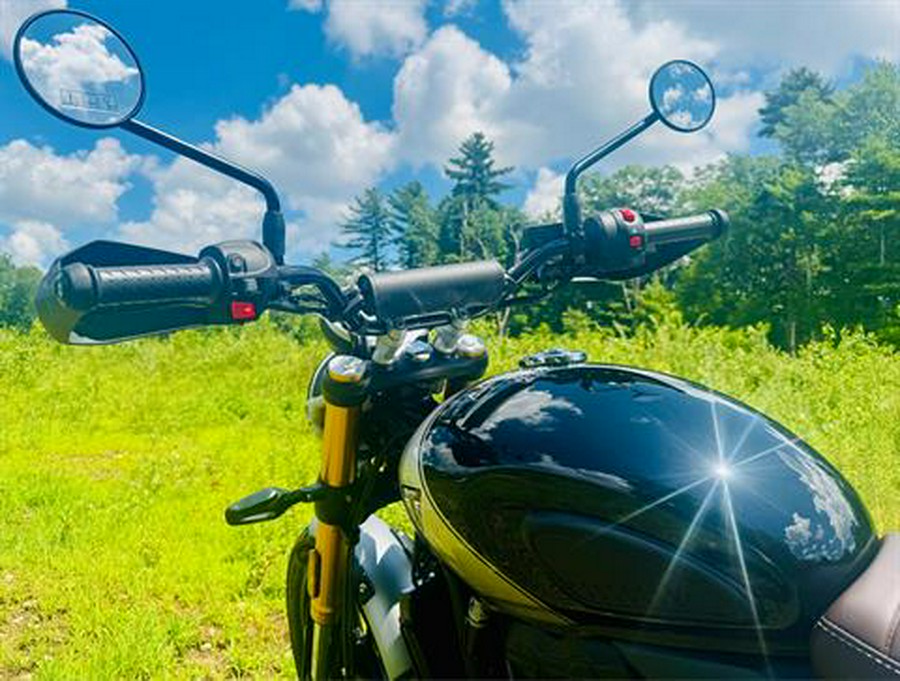 2025 Triumph Scrambler 400 X