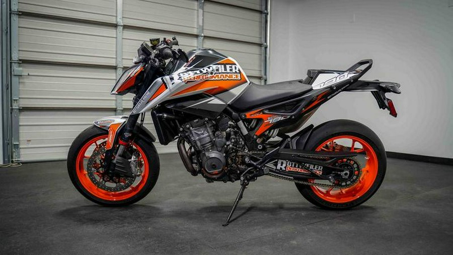 2019 KTM 790 Duke
