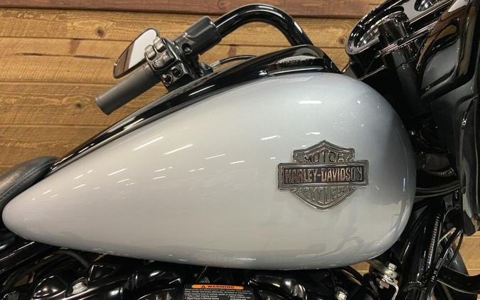 2023 Harley-Davidson® Road Glide® Special Atlas Silver Metallic - Black Finish FLTRXS