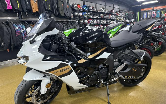 2026 Ninja® ZX™-6R - Kawasaki