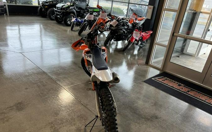 2022 KTM 350 SX-F