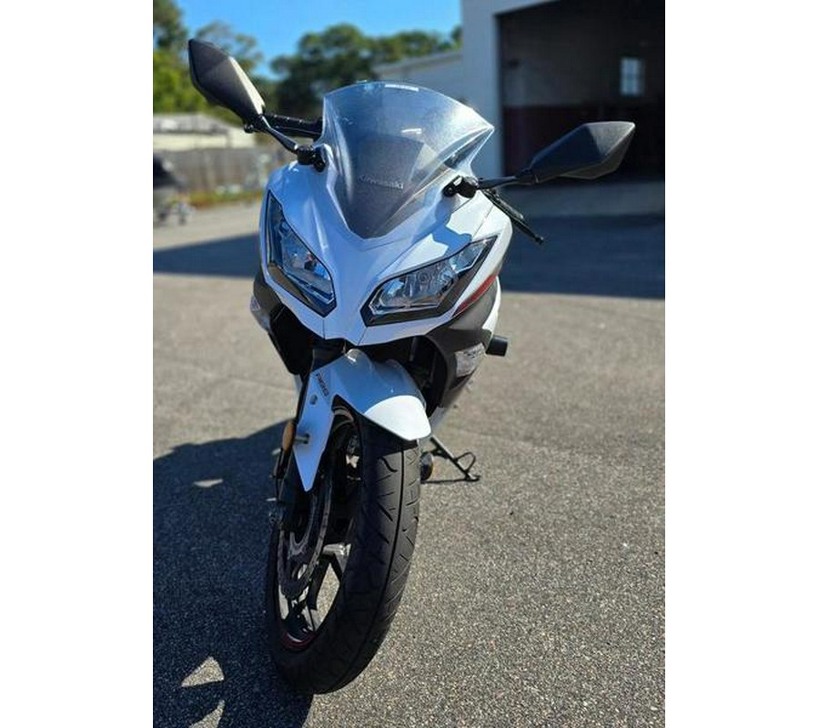 2014 Kawasaki Ninja® 300 ABS