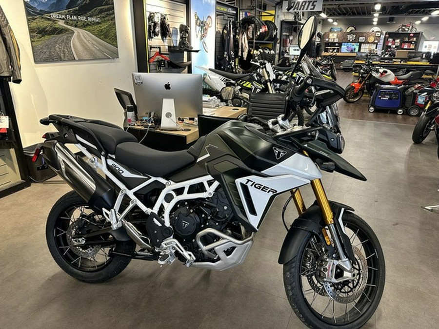 2025 Triumph Tiger 900 Rally Pro Matte Khaki Green Matte Phan