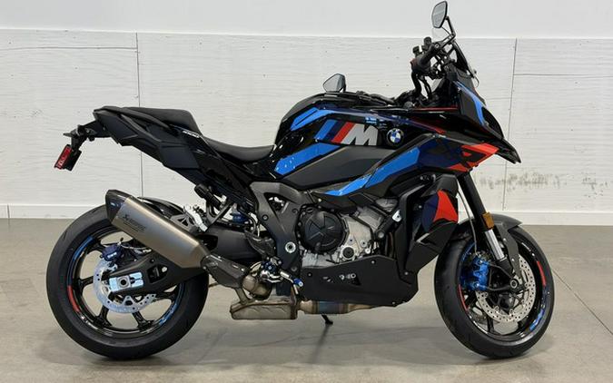2026 BMW M 1000 XR Blackstorm MetallicM Motorsport