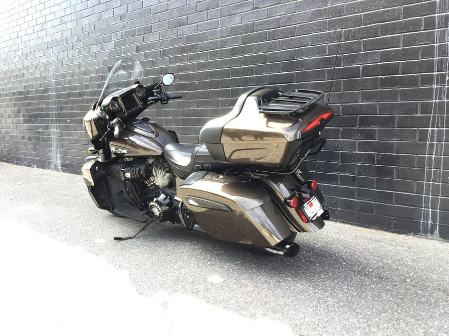 2023 Indian Roadmaster® Dark Horse®