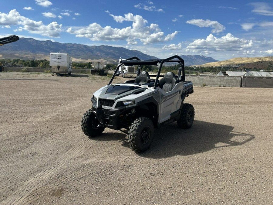 2026 Polaris GENERAL 1000 Sport