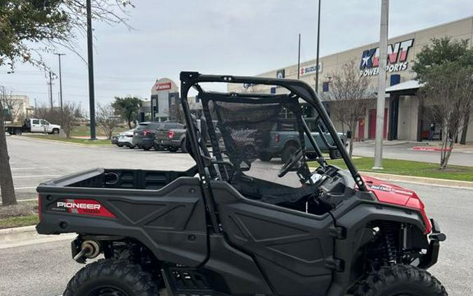 2025 Honda Pioneer 1000 Base