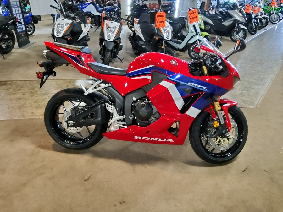 2024 Honda CBR600RR Base