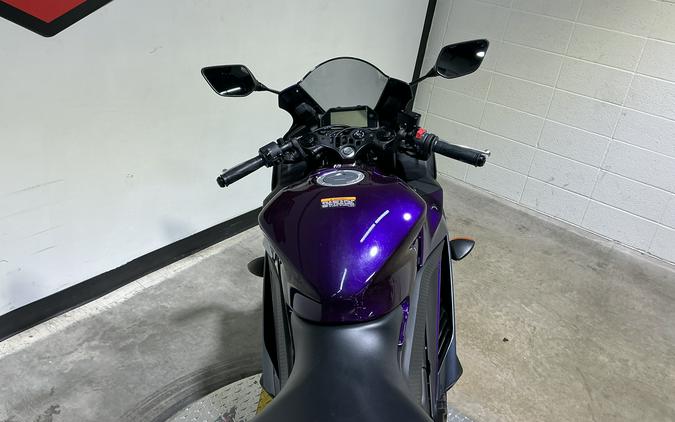 2023 Yamaha YZF-R3 ABS