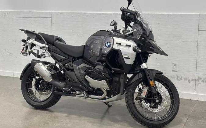 2026 BMW R 1300 GS Adventure Triple Black