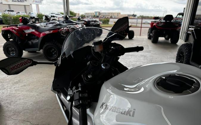 2025 Kawasaki Ninja® ZX™-6R ABS