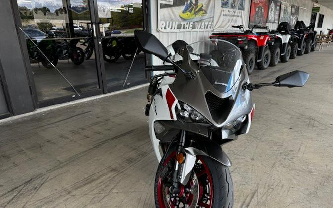 2025 Kawasaki Ninja® ZX™-6R ABS